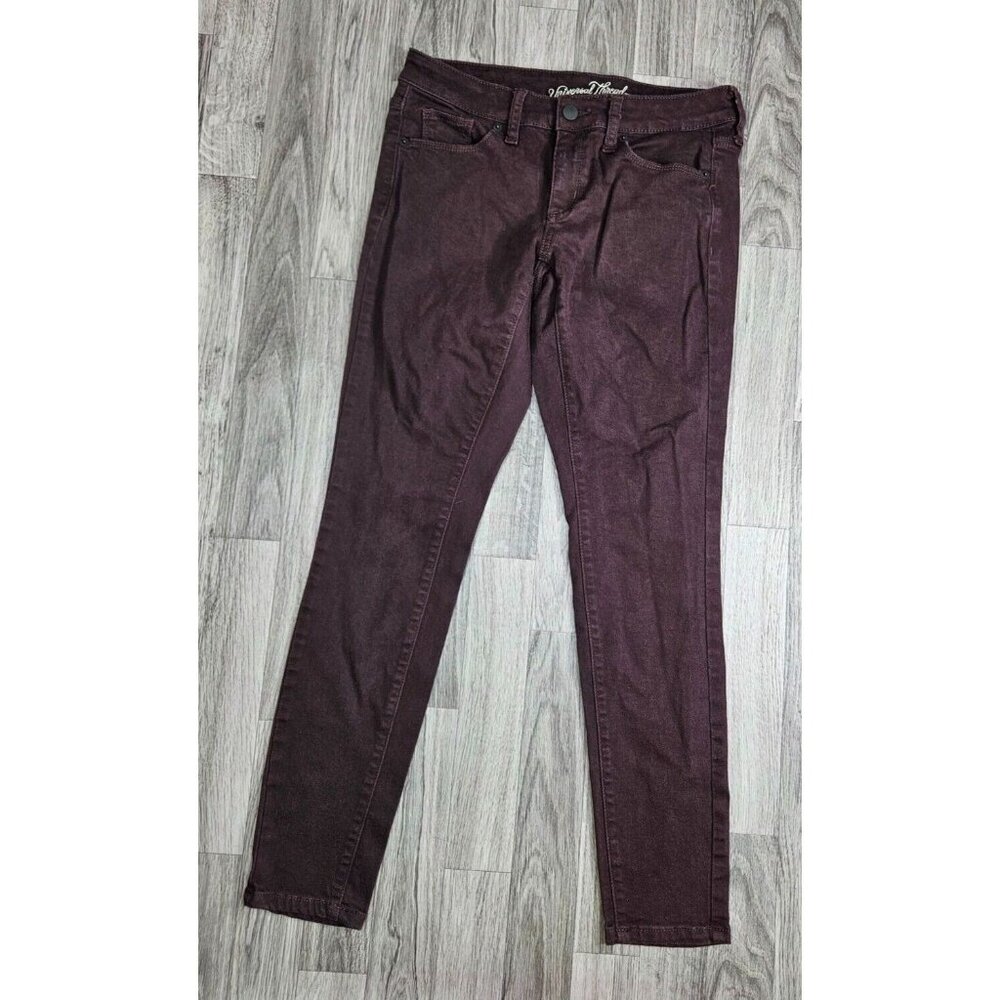 (3/$35) Universal Thread Size 0 / 25 R Mid Rise Skinny Burgundy Red Denim Jeans